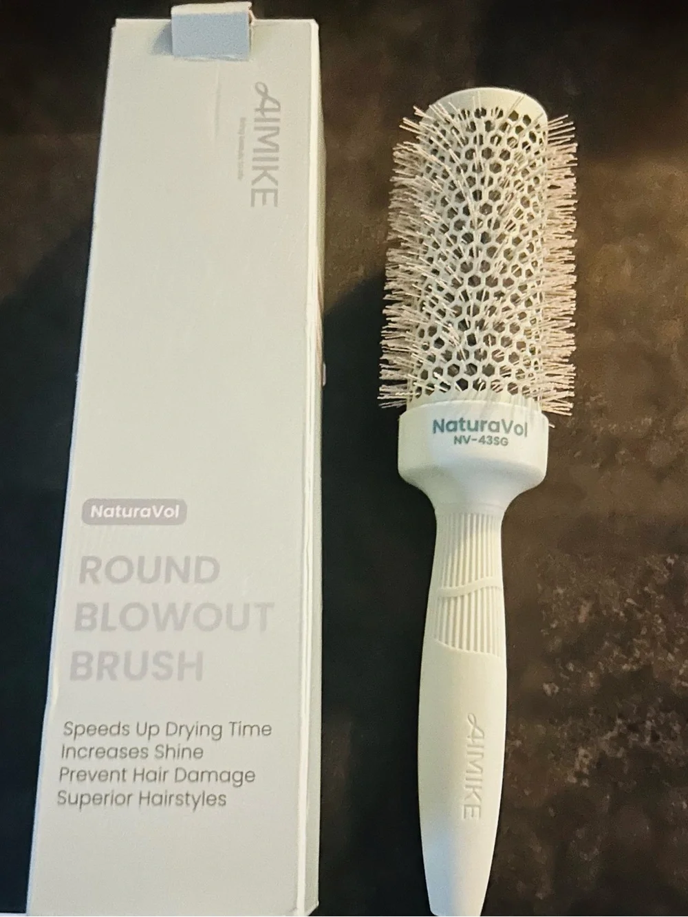 NaturaVol Round Blowout Brush - White